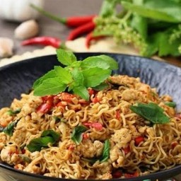 มาม่าผัด