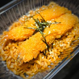 มาม่าทาโกะกุ้งทอด