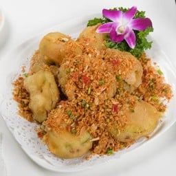 มะเขือยาวทอดพริกเกลือไส้หมูสับและเห็ดหอม (S)