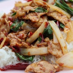 หมูชิ้น ผัดพริกเผา