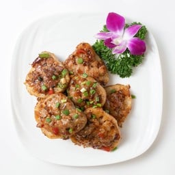 รากบัวยัดไส้หมูสับซอส XO (S)