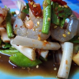 ตำไหลบัวกุ้งสด