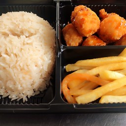 ข้าวมันไก่ป๊อบ ราดซอส