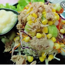 สลัดทูน่า