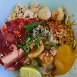 ก๋วยเตี๋ยวต้มยำสุโขทัย ครัวสุดยอด