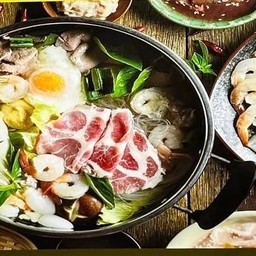 Set หมู+เนื้อ+ทะเล (ทะเล9 +หมู4 +เนื้อ5ถาด +ชุดผัก)