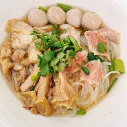 ก๋วยเตี๋ยวเนื้อ ธรรมดา