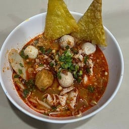 ก๋วยเตี๋ยวหมูต้มยำบ้านไอซ์