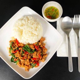 ครัวแม่ฟุ้ง สามัคคี