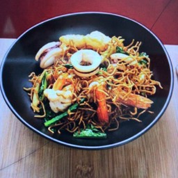 หมี่กรอบผัดซีอิ๋วทะเล