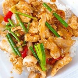 ข้าวผัดน้ำมันหอยไก่