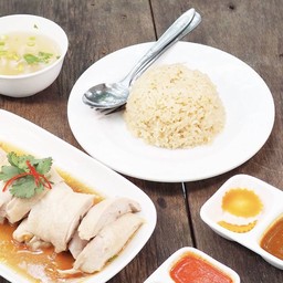 ข้าวมันเปล่า 1 กล่อง