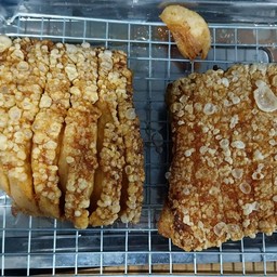 ร้านนายบอล หมูกรอบ เลี่ยงเมืองนนทบุรี