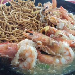 หมี่กรอบราดหน้ากุ้ง