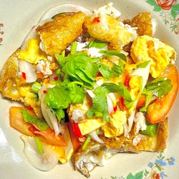 ยำไข่ดาว