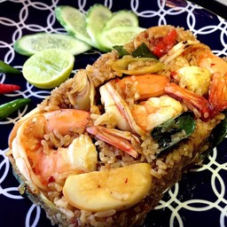 ข้าวผัดต้มยำกุ้ง