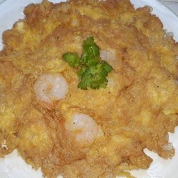 ข้าวไข่เจียวกุ้ง