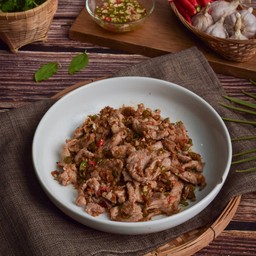 หมูชิ้นคั่วพริกเกลือ(กับข้าว)
