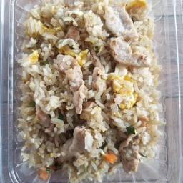 ข้าวผัดใส่ไข่ไก่