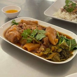 เป็ดพะโล้เมืองนนท์