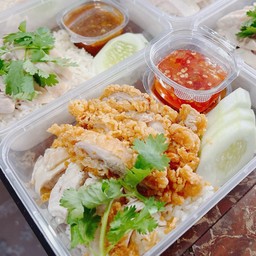 ข้าวมันไก่ผสม (กรุณาเลือกประเภทไก่)