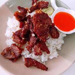 เมนูทอดกะเทียมราดข้าว