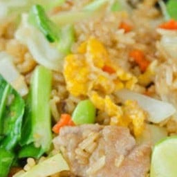 ข้าวผัดหมูสับ