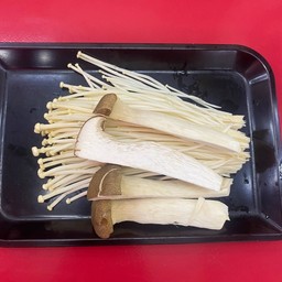 เห็ดสามสหาย