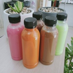 นมสดเขียวครีมโซดาใส่ขวด