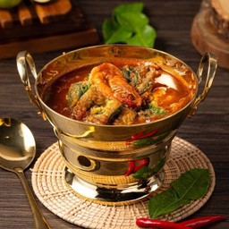 แกงส้มชะอมกุ้ง