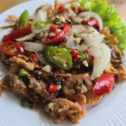 ปูนิ่มผัดพริกไทยดำ