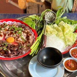 จุ้มจิ่ม จิ้มจุ่ม หมู