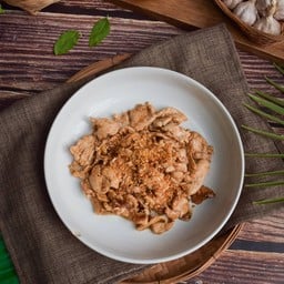 กระเทียมพริกไทยไก่(กับข้าว)