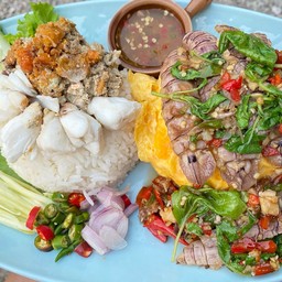 ข้าวดูโอ้กระเพรากั้ง