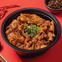 ข้าวหน้าหมูสามชั้นหม่าล่าไฟลุก