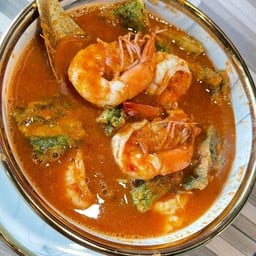 แกงส้มชะอมกุ้ง