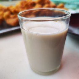 น้ำเต้าหู้