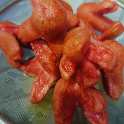 ลูกชิ้นแดงทอด