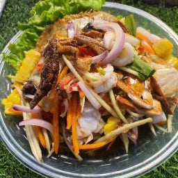 มิตรภาพยำแซ่บ
