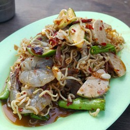 ตำมาม่ากุ้งสดหมูยอ