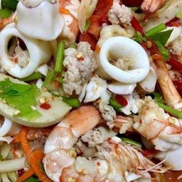 ยำวุ้นเส้นรวมหมูสับ,หมึก,กุ้ง,หมูยอ