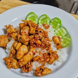 ไก่ กระเทียม