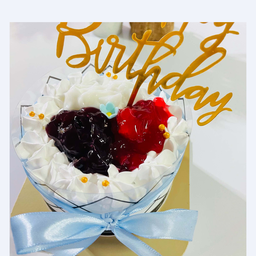 เค้กนมสด 3 รส (บลูเบอรี่+สตอเบอรี่+มะพร้าวน้ำหอม) 0.5 ปอนด์ (ฟรีป้ายHBDอันเล็ก)