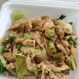 ผัดซีอิ้วหมูหมัก