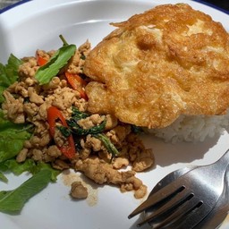 ข้าวกระเพราไก่