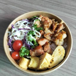 ข้าวหน้าไก่ ร้านนลิน