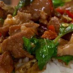 ข้าวกะเพราหมูตุ๋น+ไข่ดาว