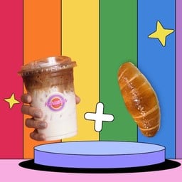 Latte + shiopan(ขนมปังเกลือ)