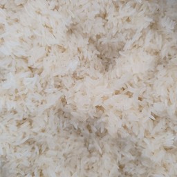 ข้าวเหนียวเขี้ยวงูนึ่งครึ่งกิโล