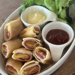 ปอเปี๊ยแฮมชีส